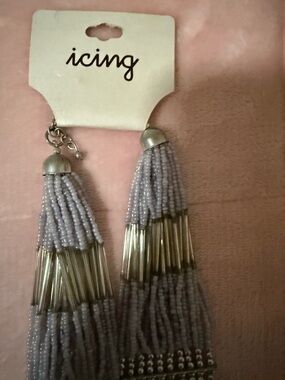 Icing Lilac Beaded Lilac Necklace with Metallic Silver Beaded Accents NWT